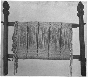 A third type of loom